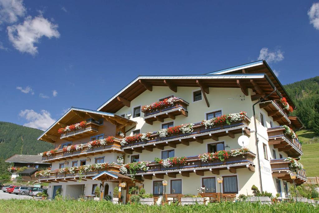 Pension Sonneck Neukirchen am Großvenediger Exterior foto