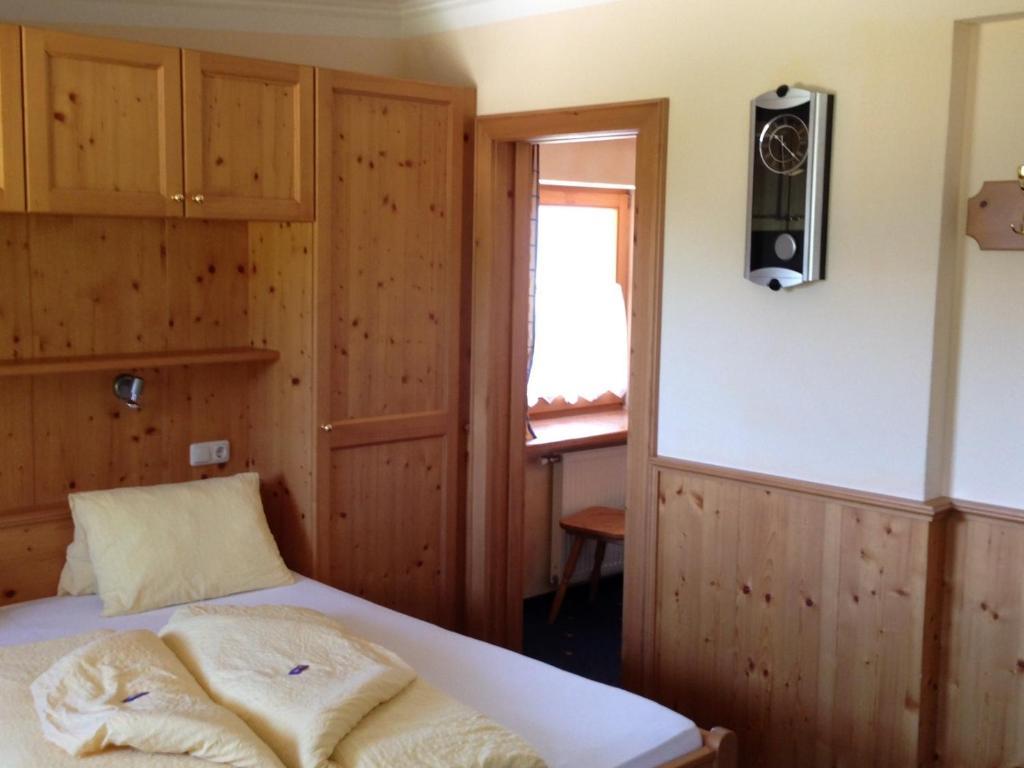 Pension Sonneck Neukirchen am Großvenediger Exterior foto